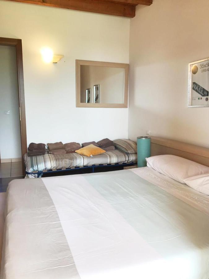 Luxury Apartments - Le Fate - Residence With Pool Manerba del Garda Exteriér fotografie